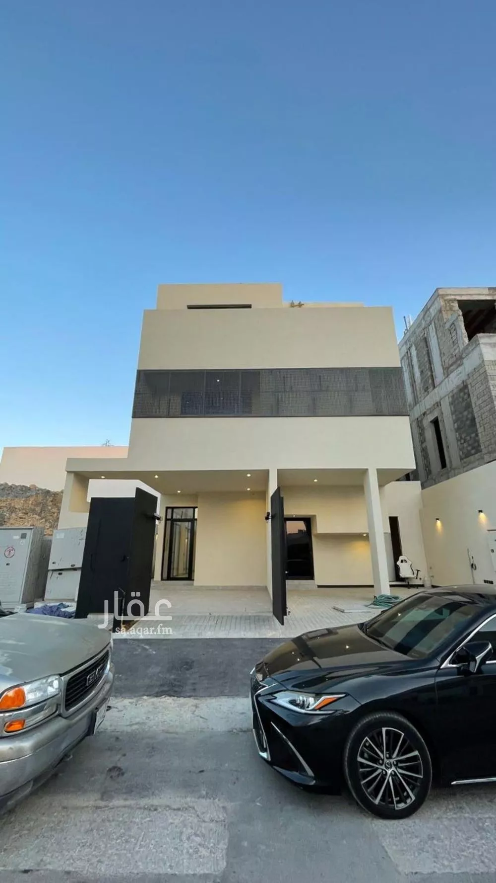 4 bedroom floor in Al Narjis 2