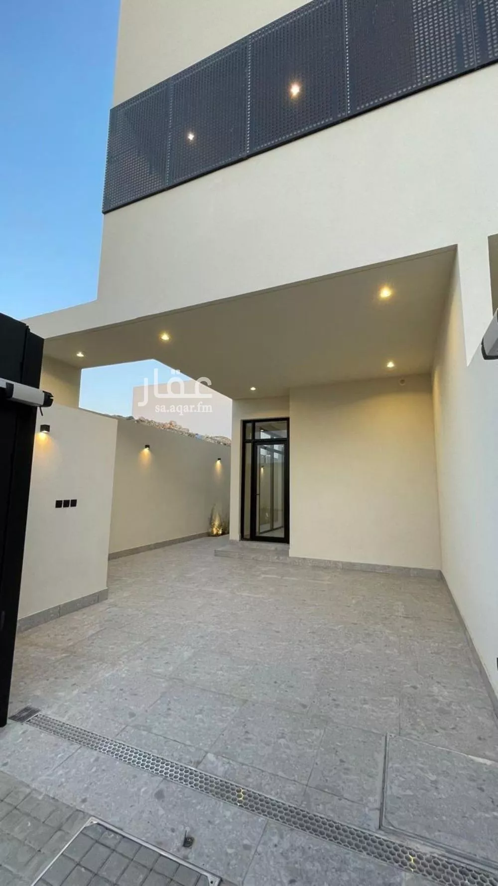 4 bedroom floor in Al Narjis 4