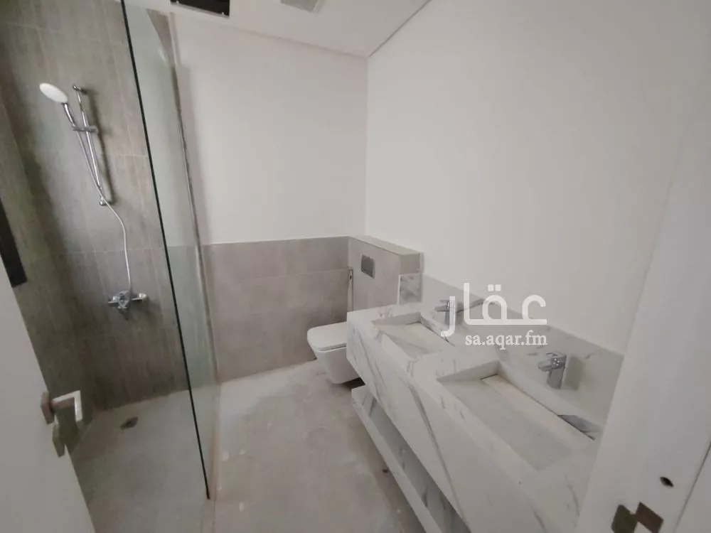 فيلا 8 غرف في الرمال 5