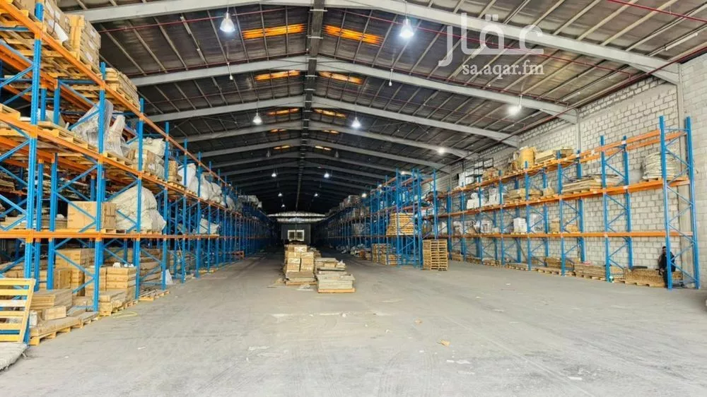 3298 sqm warehouse in Al Mishal 4