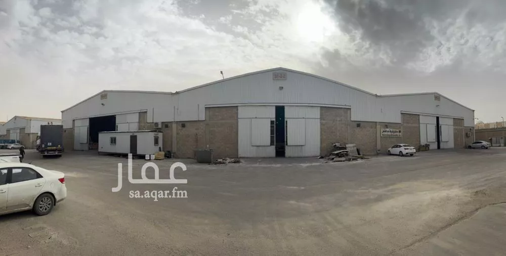 3281 sqm warehouse in Al Mishal 3