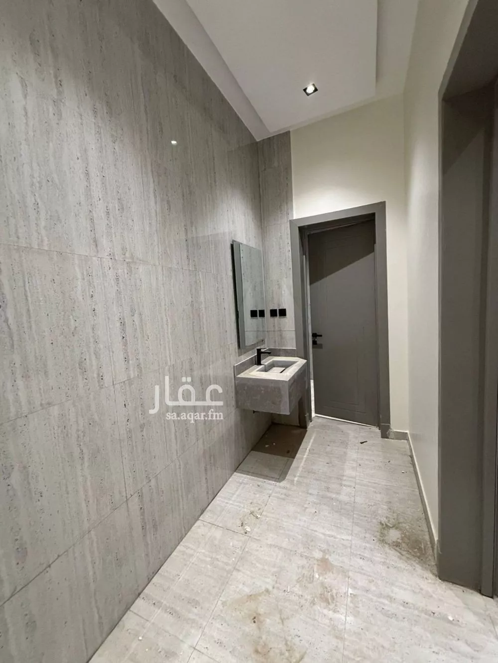 فيلا 5 غرف في طويق 4