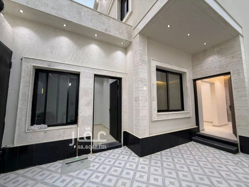 فيلا 5 غرف في عكاظ 2