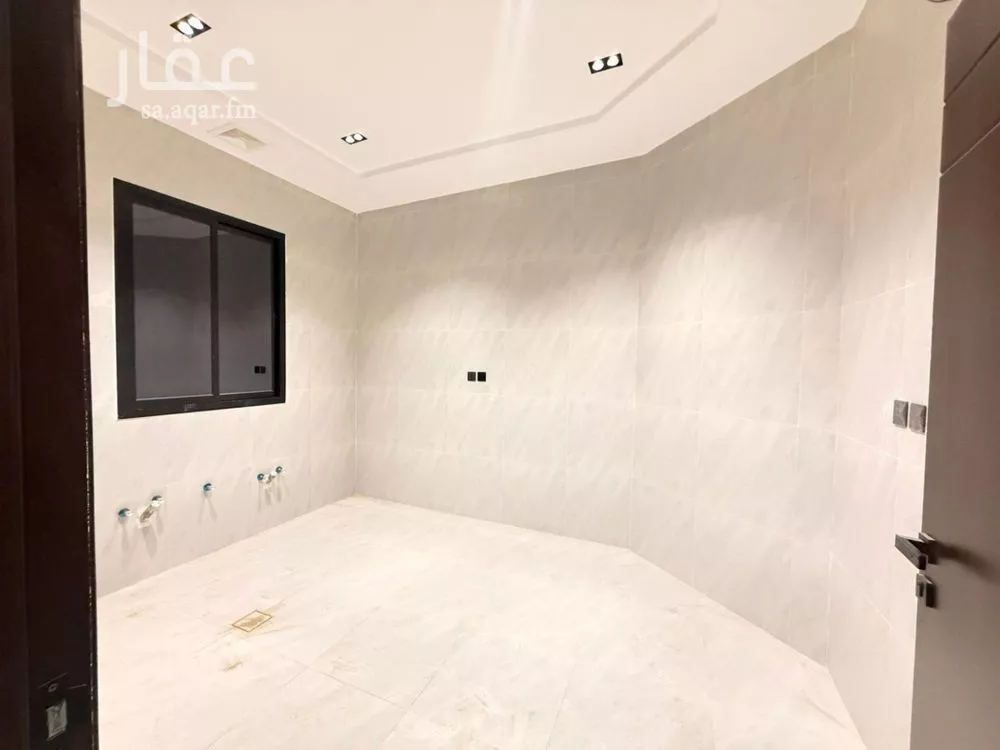 فيلا 3 غرف في طويق 5