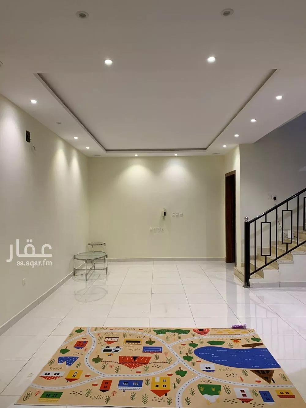 فيلا 18 غرف في عكاظ 2