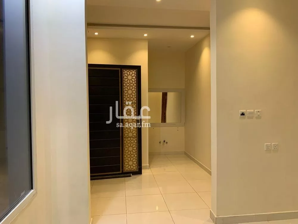 فيلا 18 غرف في عكاظ 1