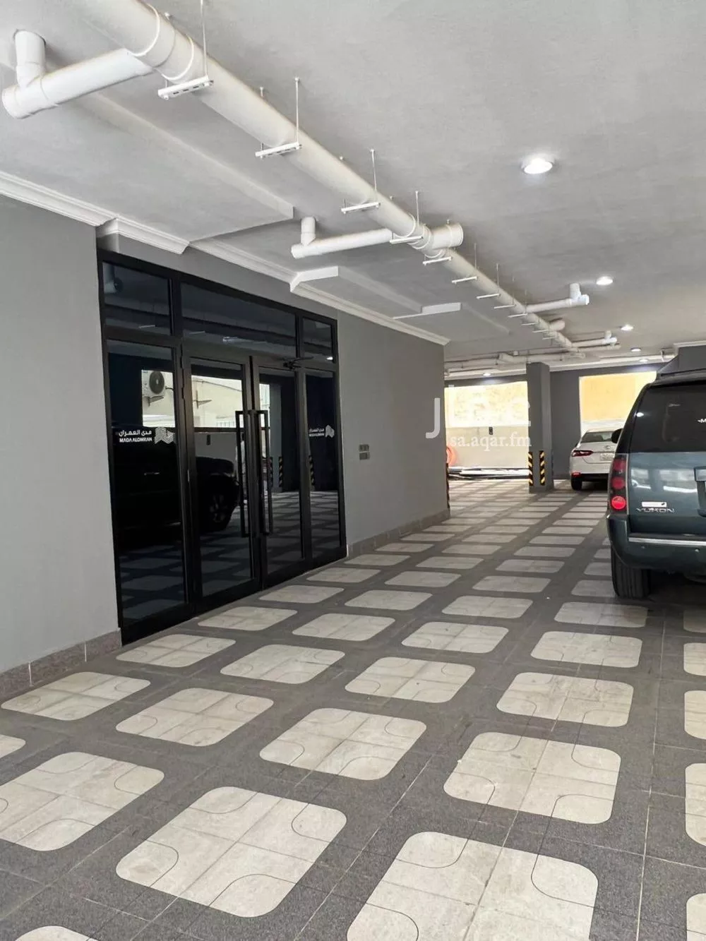 شقة 4 غرف في الريان 2