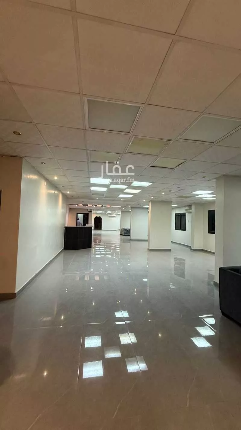 عمارة 1361 م² في العريض 4