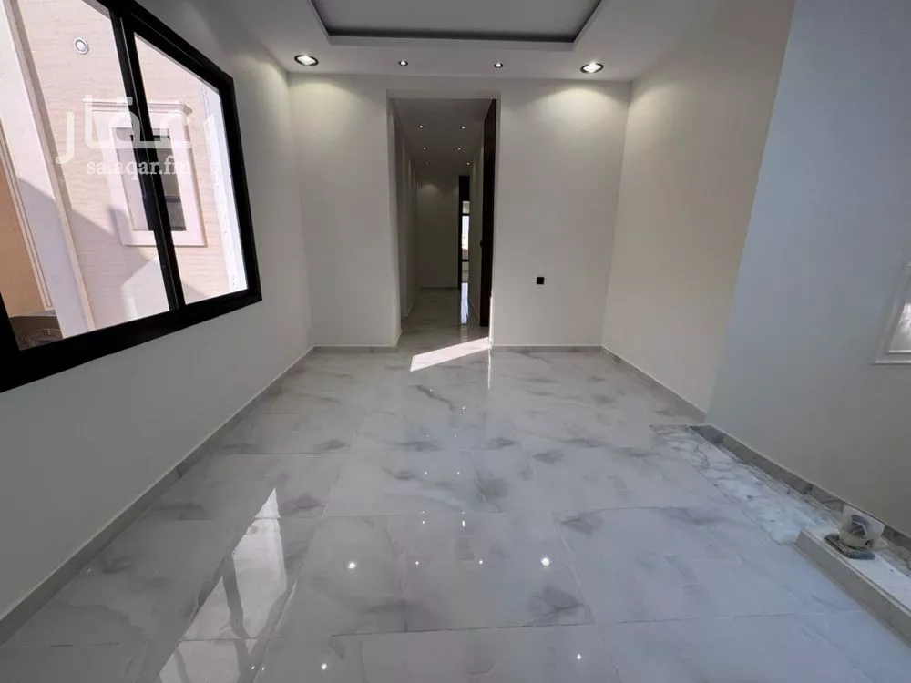 فيلا 6 غرف في ظهرة لبن 3