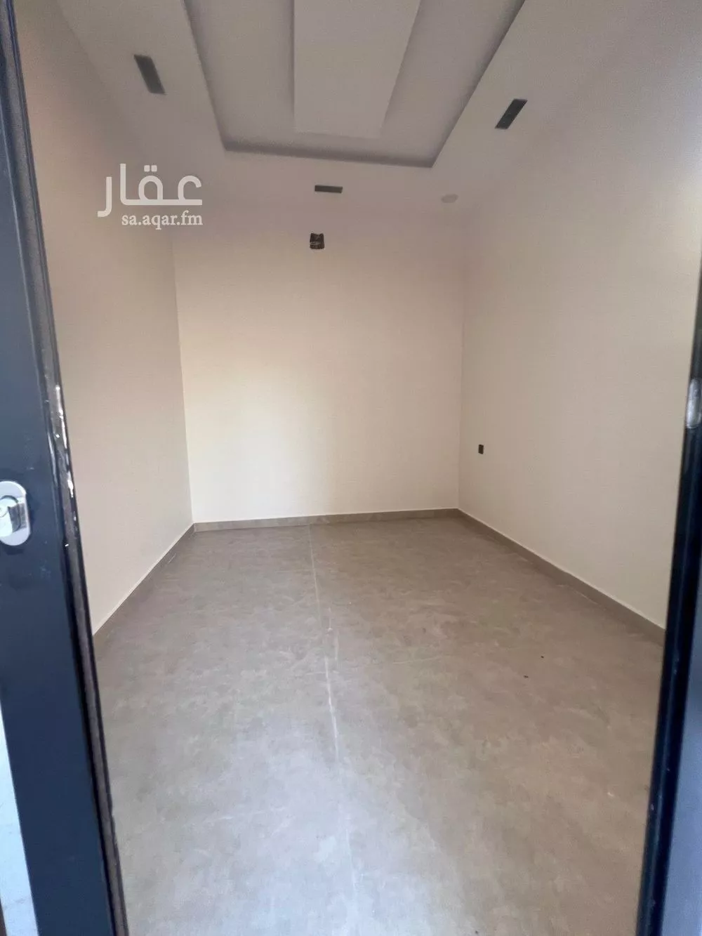 فيلا 6 غرف في العريجاء الغربية 3