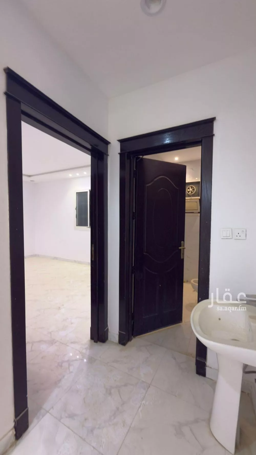 شقة 3 غرف في الرمال 5