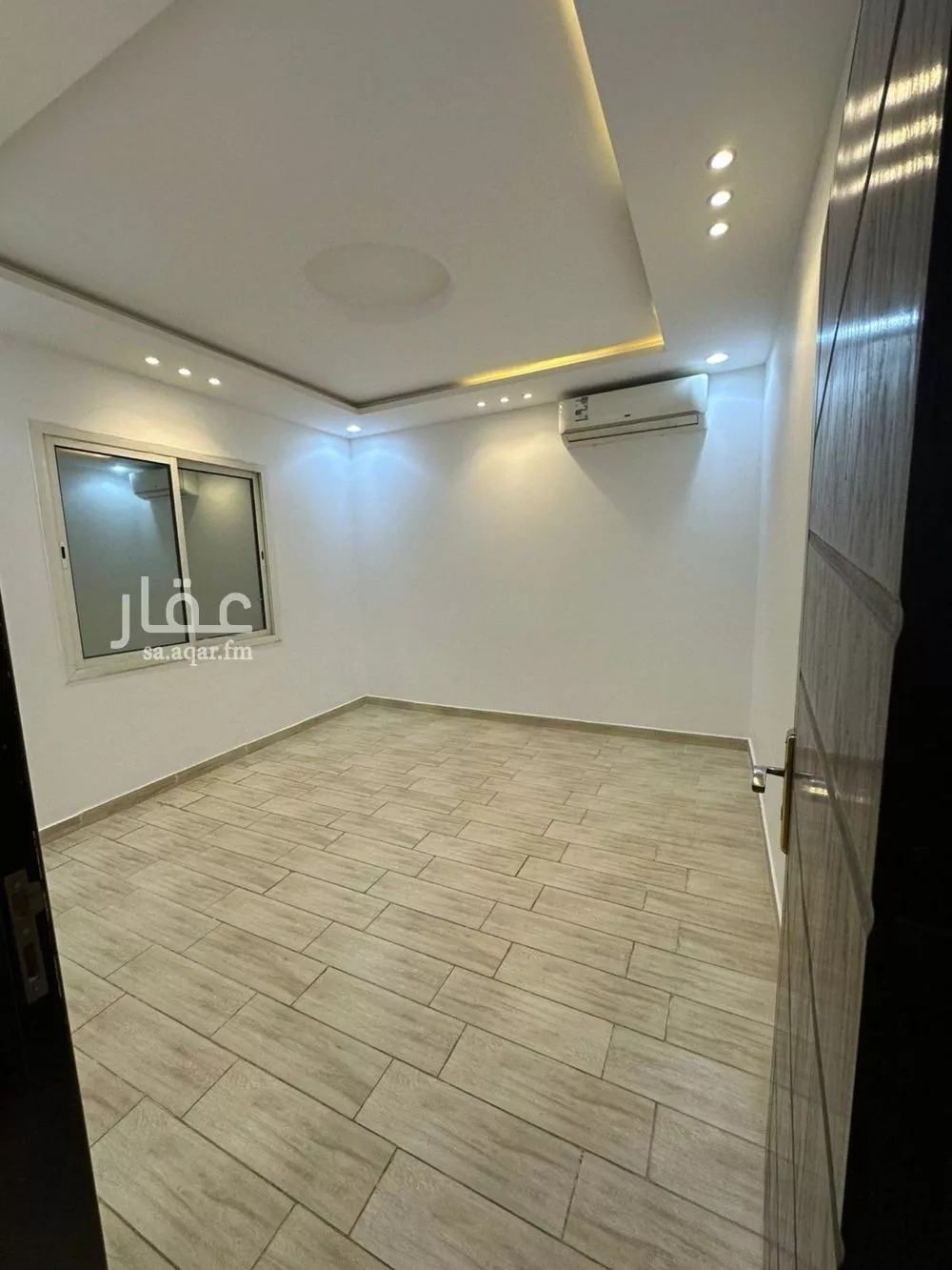 فيلا 4 غرف في الرمال 5