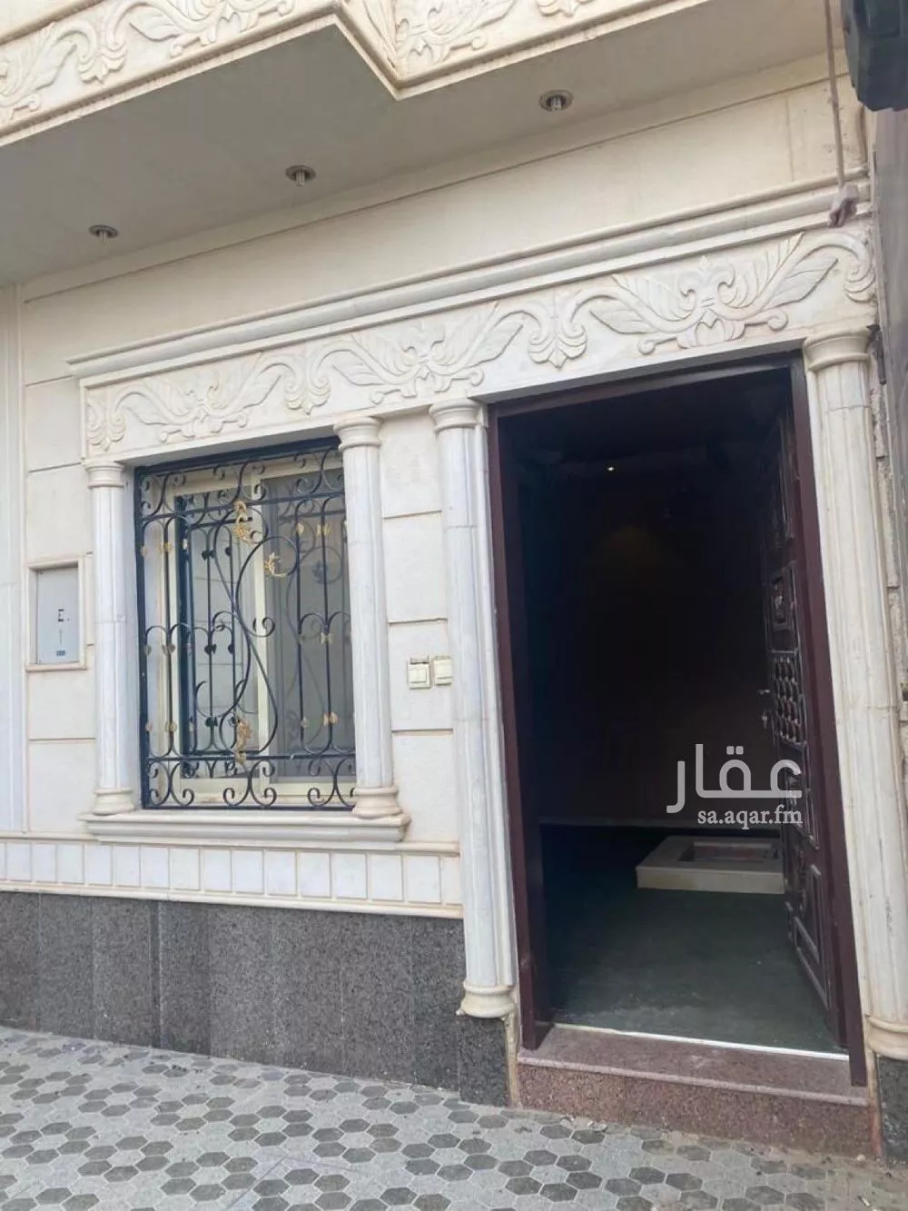 فيلا 10 غرف في الرمال 3