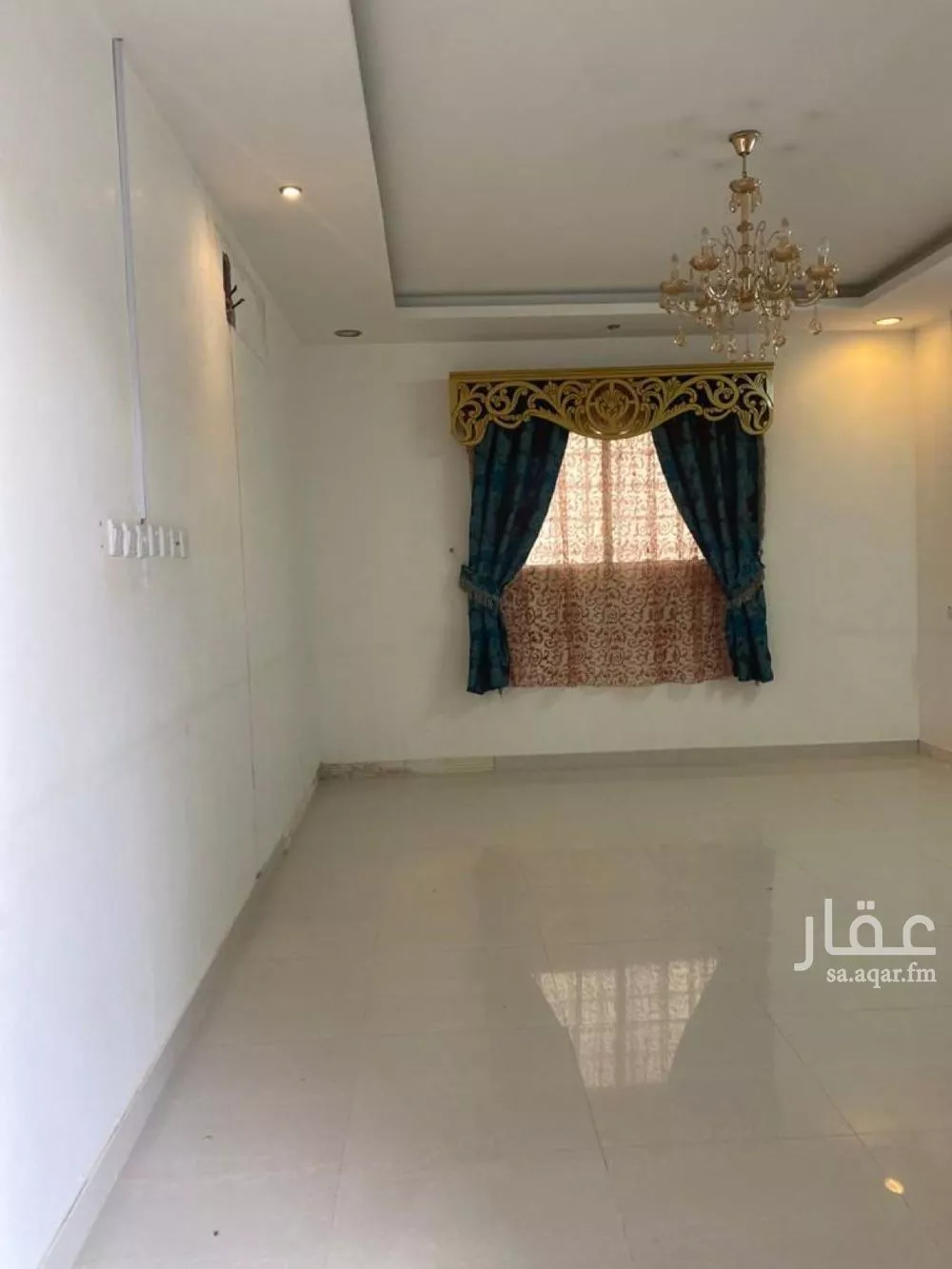 فيلا 10 غرف في الرمال 5