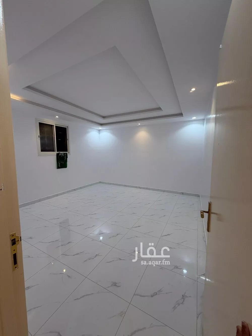 شقة 4 غرف في طويق 1