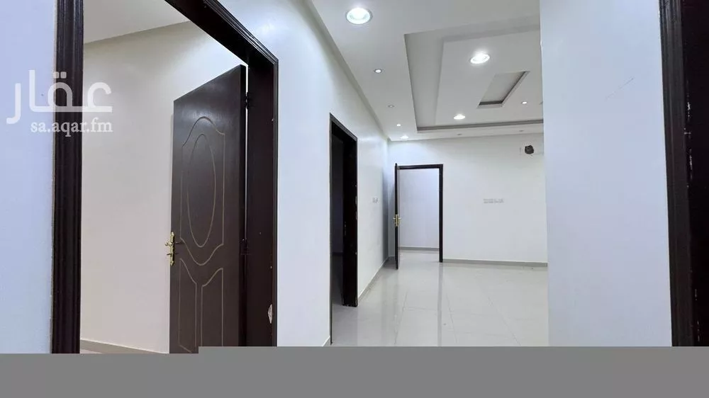 شقة 4 غرف في الرمال 4