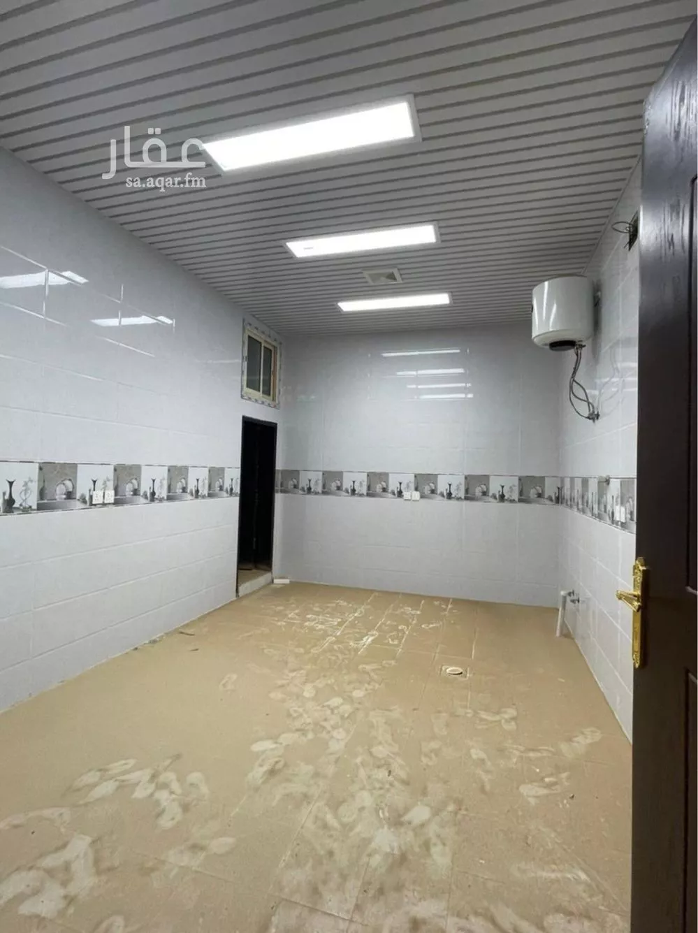 فيلا 9 غرف في الرمال 1