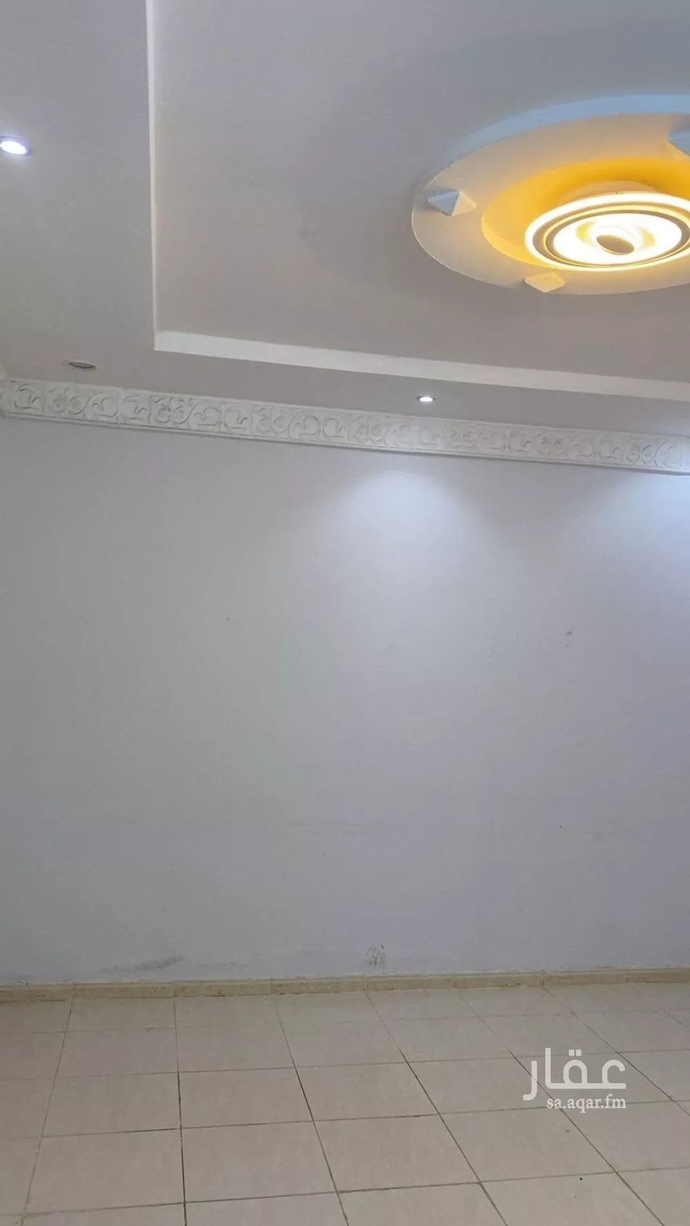 شقة 4 غرف في الرمال 2