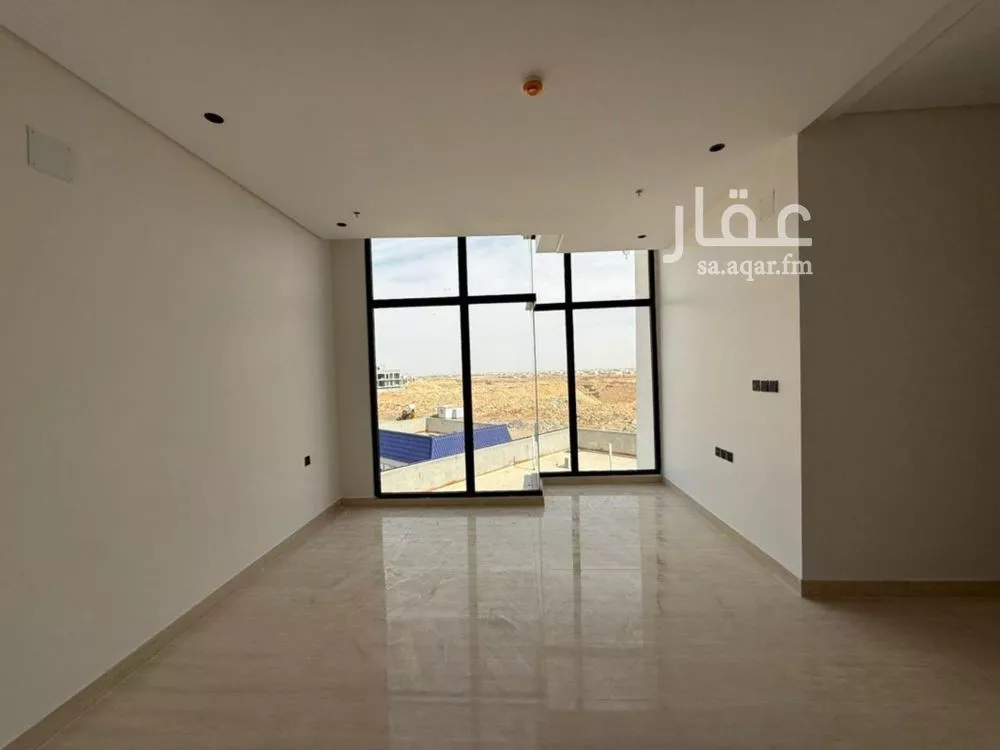 3 bedroom apartment in Al Mahdiyyah 4