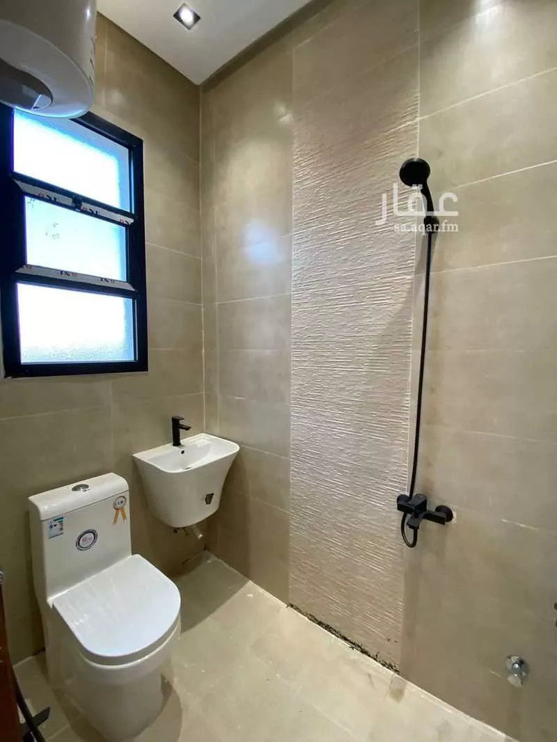 5 bedroom apartment in Badr 3