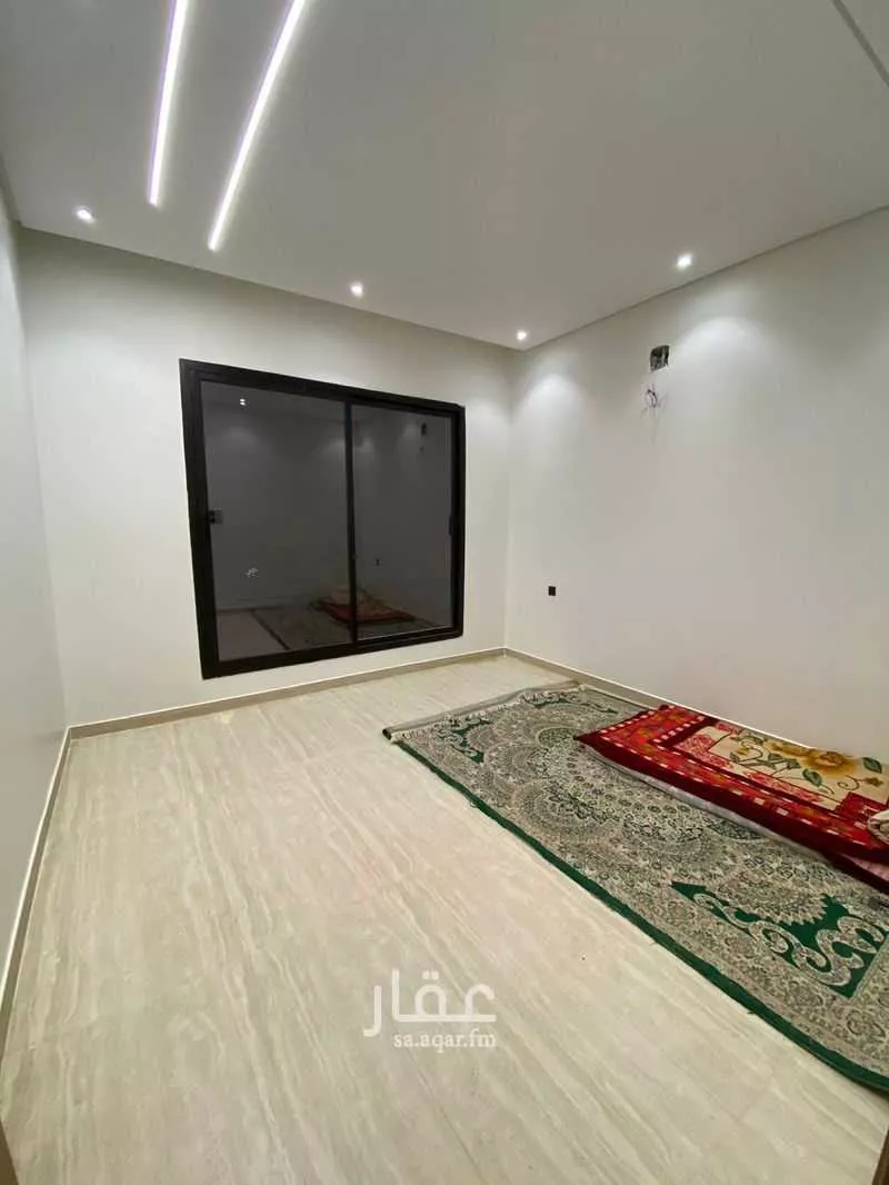 5 bedroom floor in Tuwaiq 4