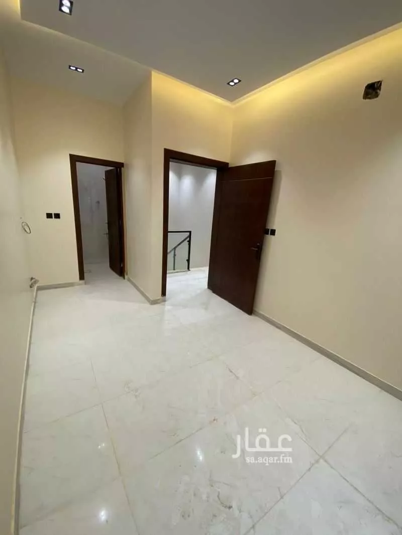 6 bedroom floor in Al Janadriyah 2