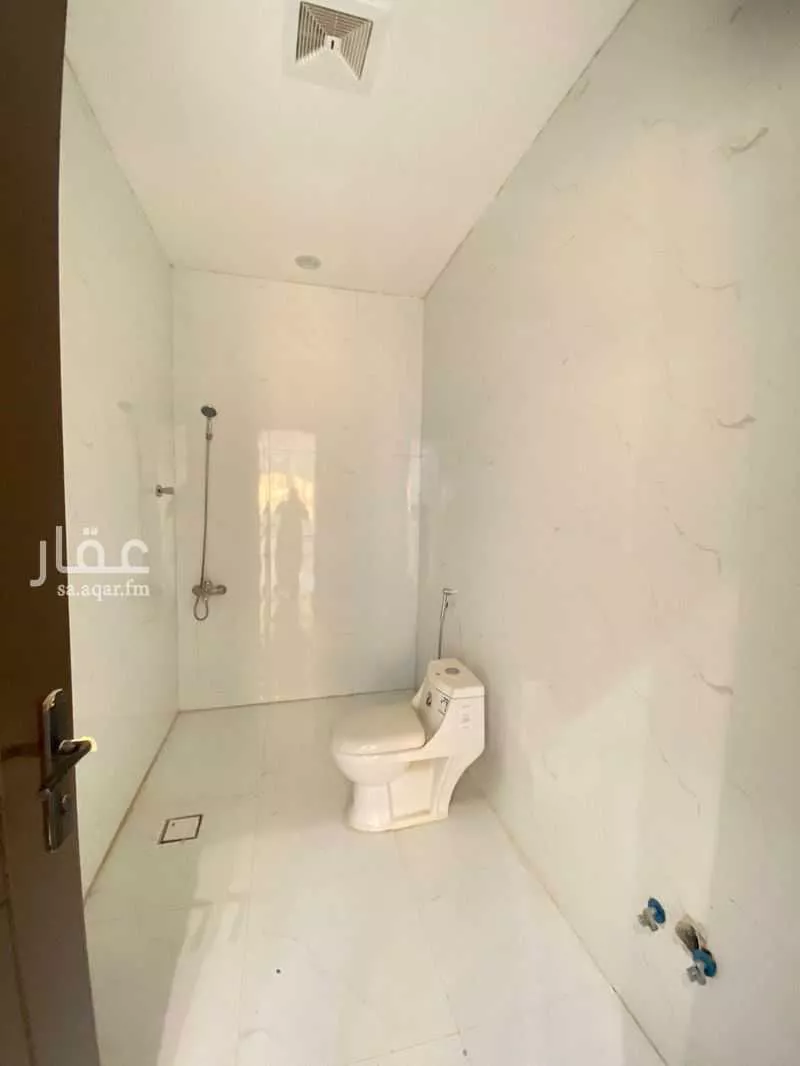 شقة 4 غرف في الحزم 3