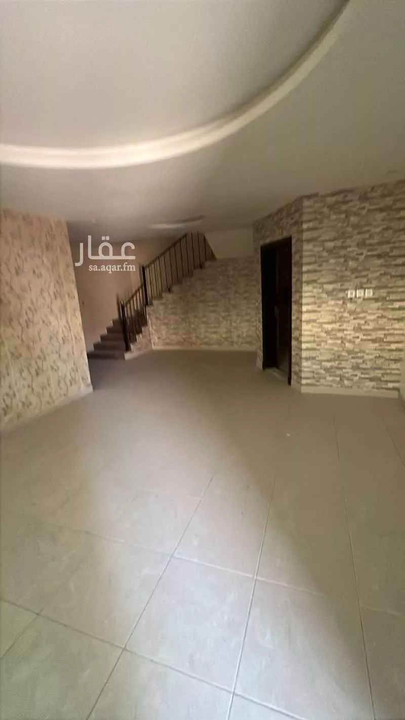 شقة 7 غرف في ضاحية الملك فهد 3