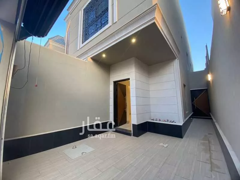 4 bedroom floor in Al Rimal 2