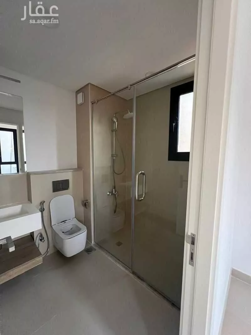 4 bedroom villa in Al Munsiyah, Riyadh 6