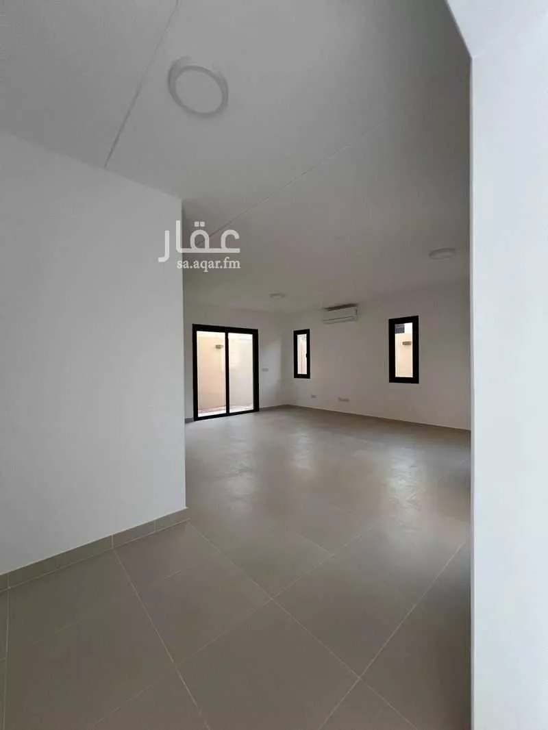 4 bedroom villa in Al Munsiyah, Riyadh 14