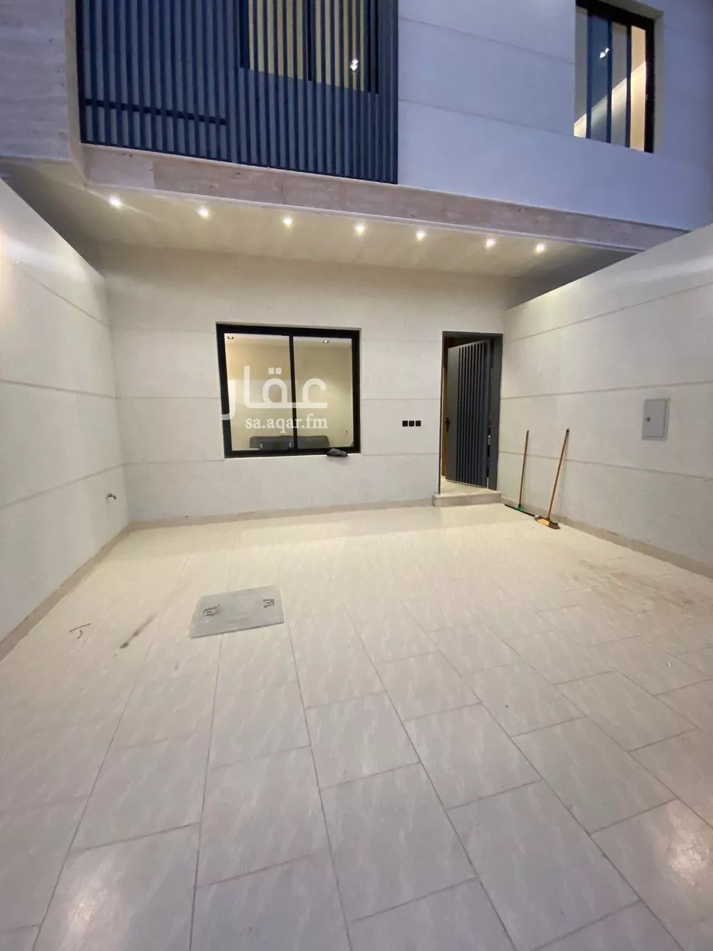 فيلا 5 غرف في عكاظ 4