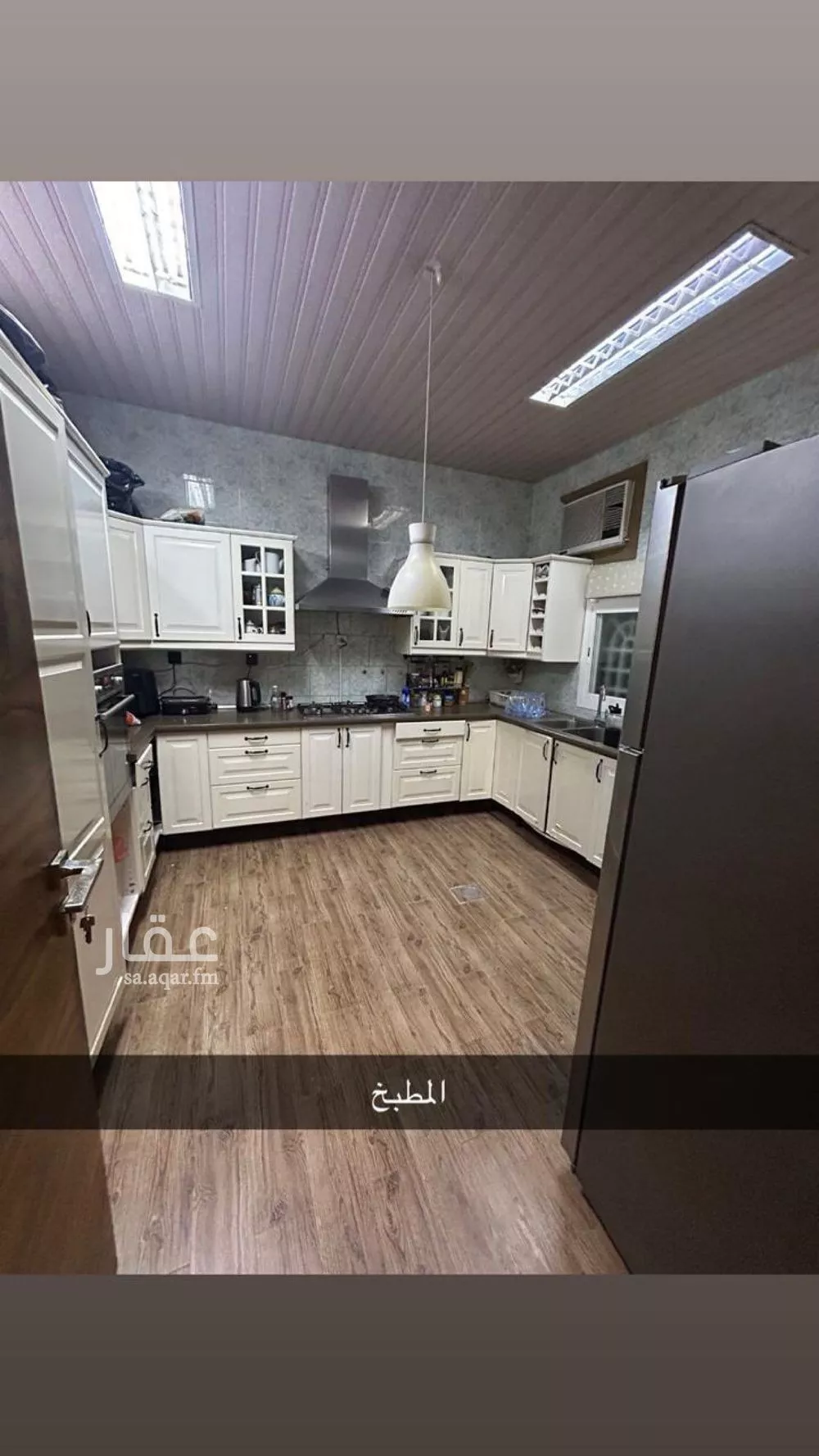 7 bedroom villa in Al Zahrah 9