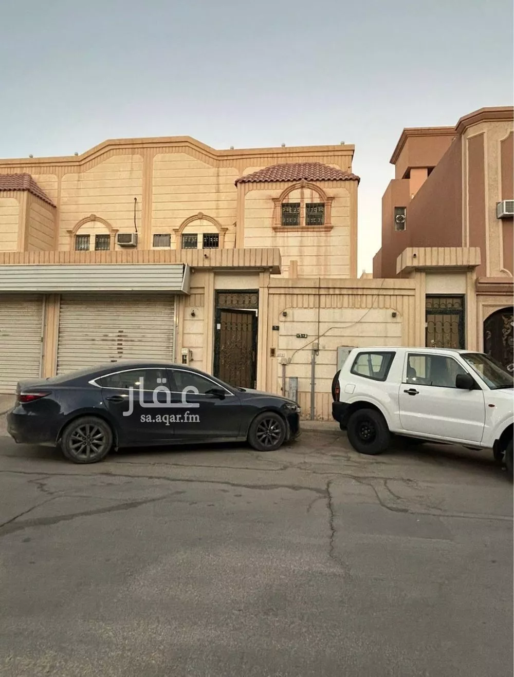 فيلا 9 غرف في الزهرة 2