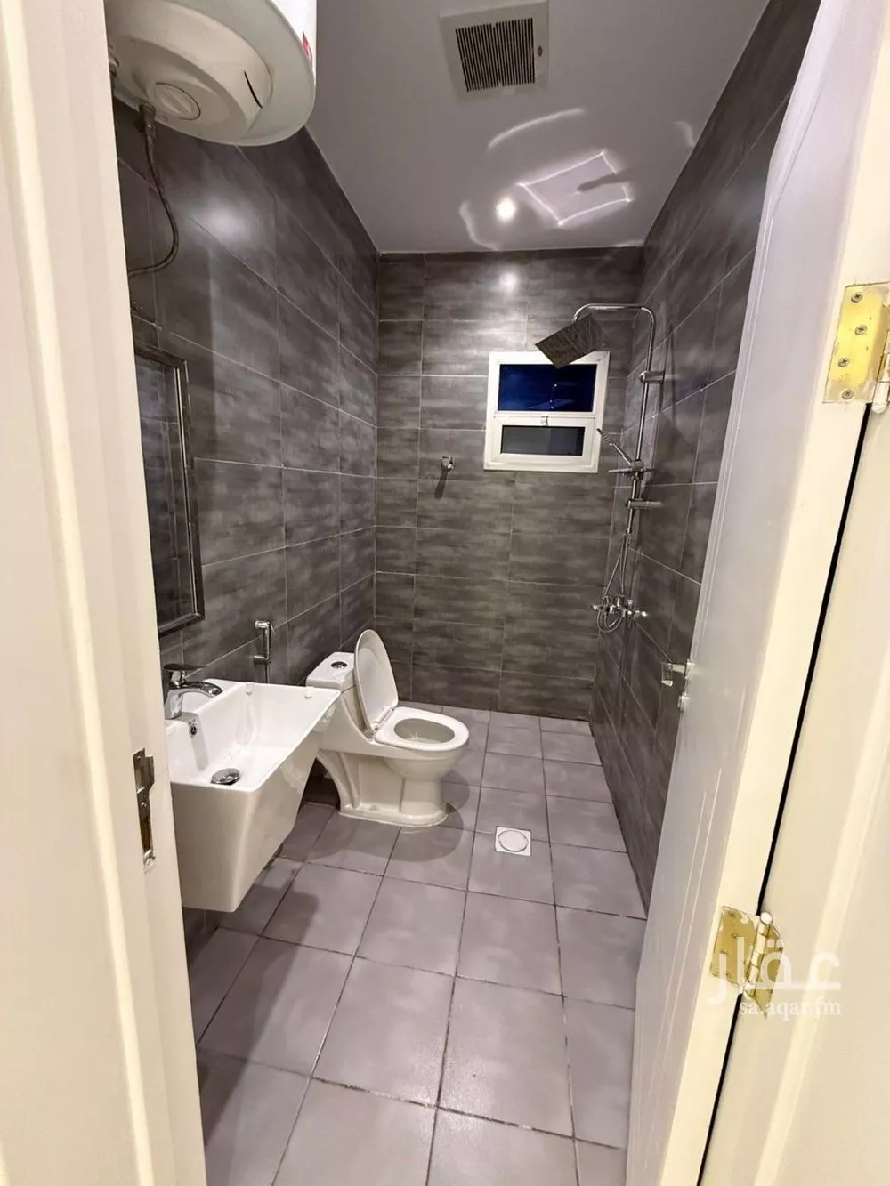 شقة 4 غرف في طويق 3