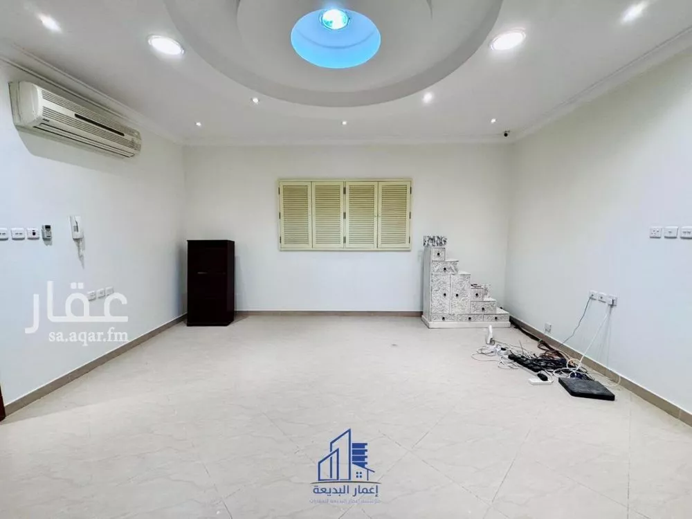 9 bedroom villa in Dhahrat Al Badiah, Riyadh 15