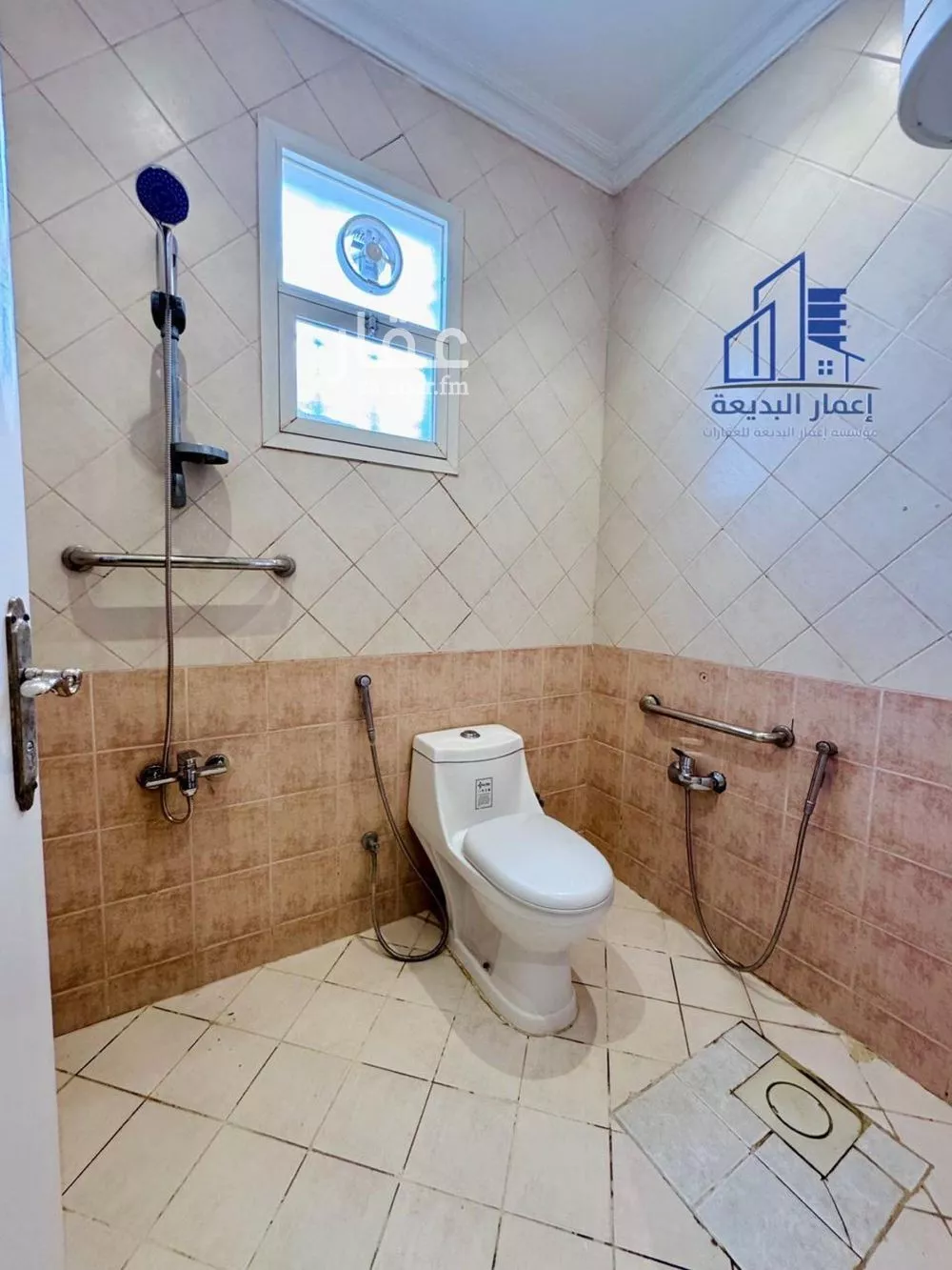 9 bedroom villa in Dhahrat Al Badiah, Riyadh 11