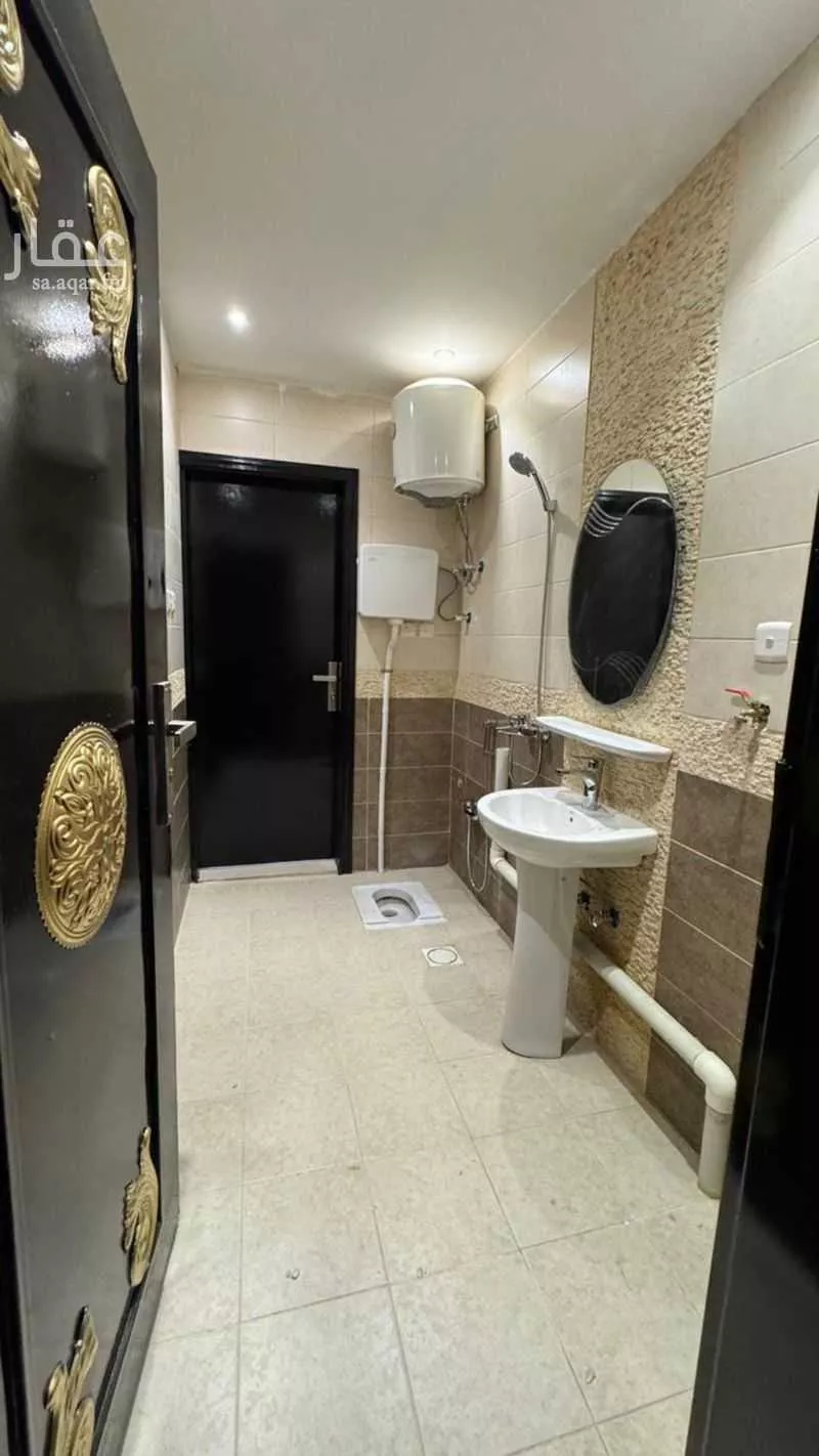 3 bedroom floor in Al Rimal 4