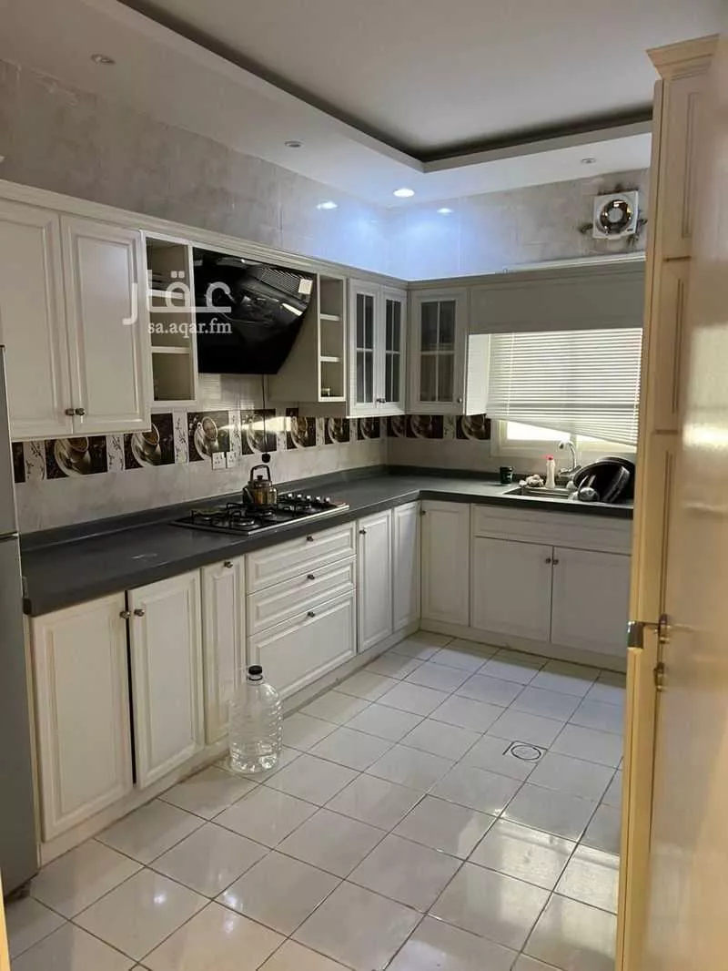 3 bedroom floor in Al Rimal 1