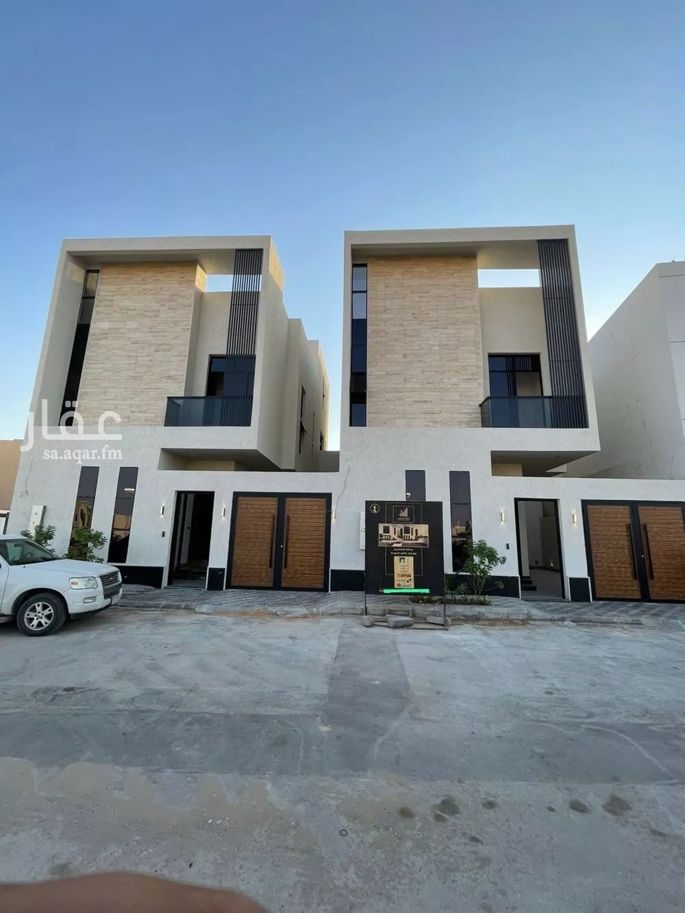 فيلا 7 غرف في المهدية 5