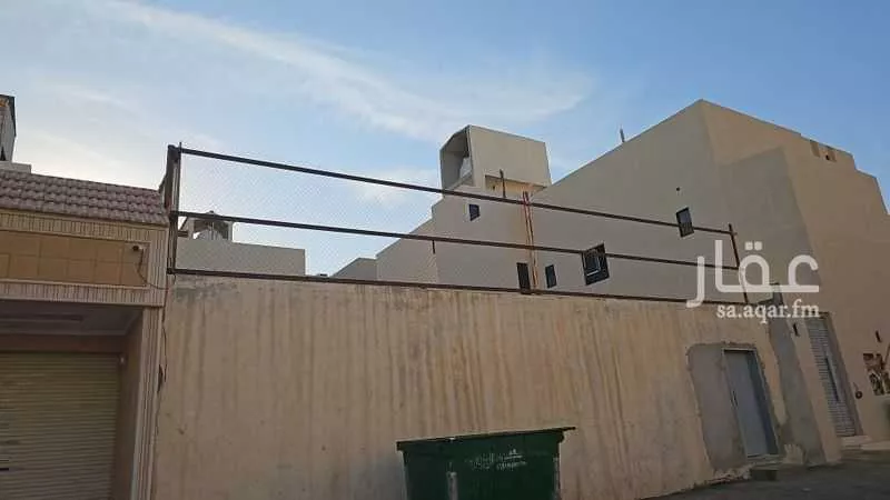 أرض 325 م² في الخليج 3