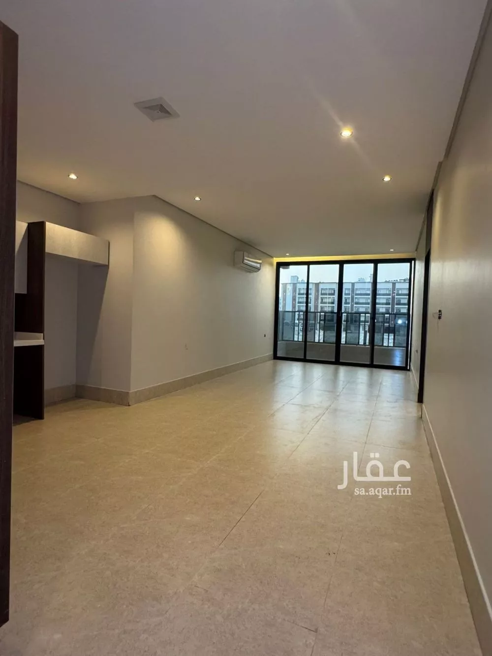 شقة 4 غرف في الحمرا 4