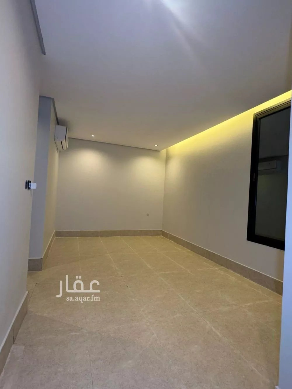 شقة 4 غرف في الحمرا 1