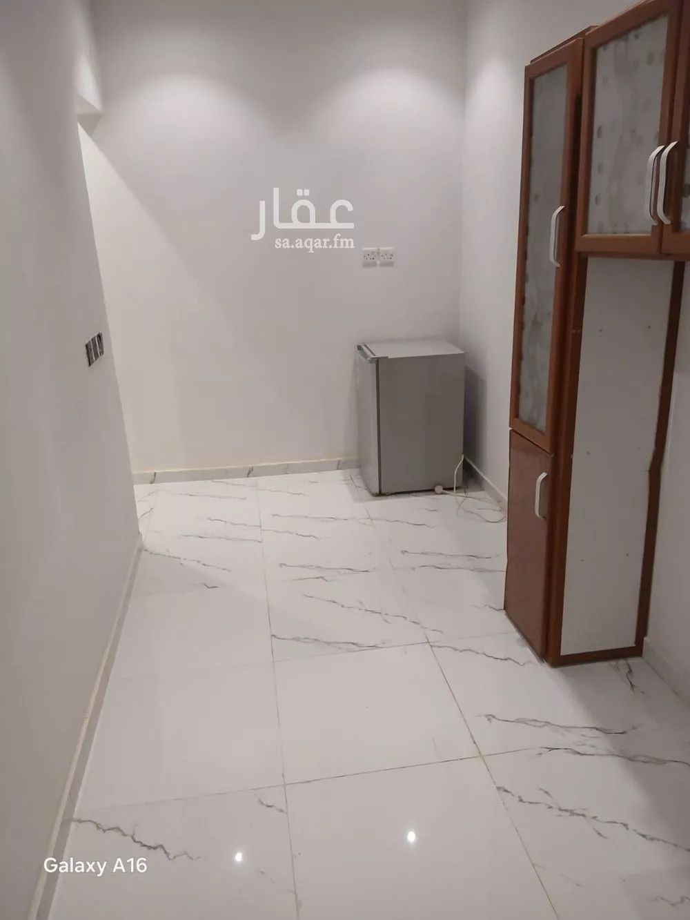 شقة 1 غرف في الخليج 5