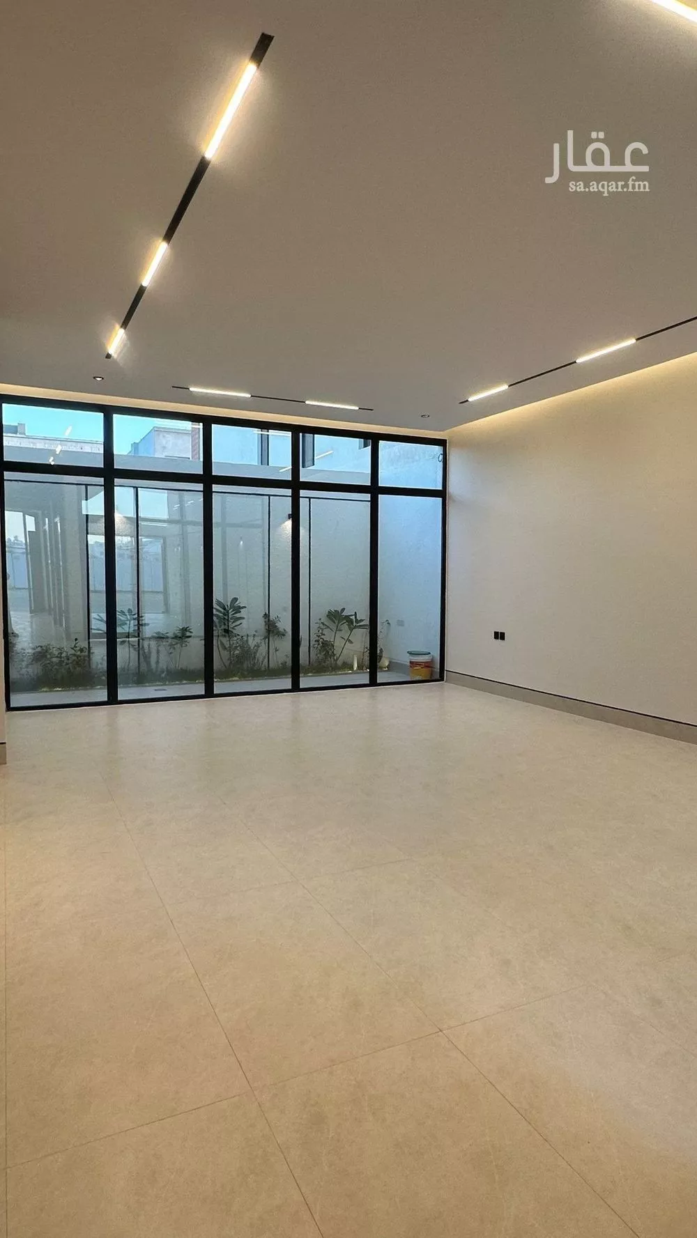 فيلا 6 غرف في المهدية 5