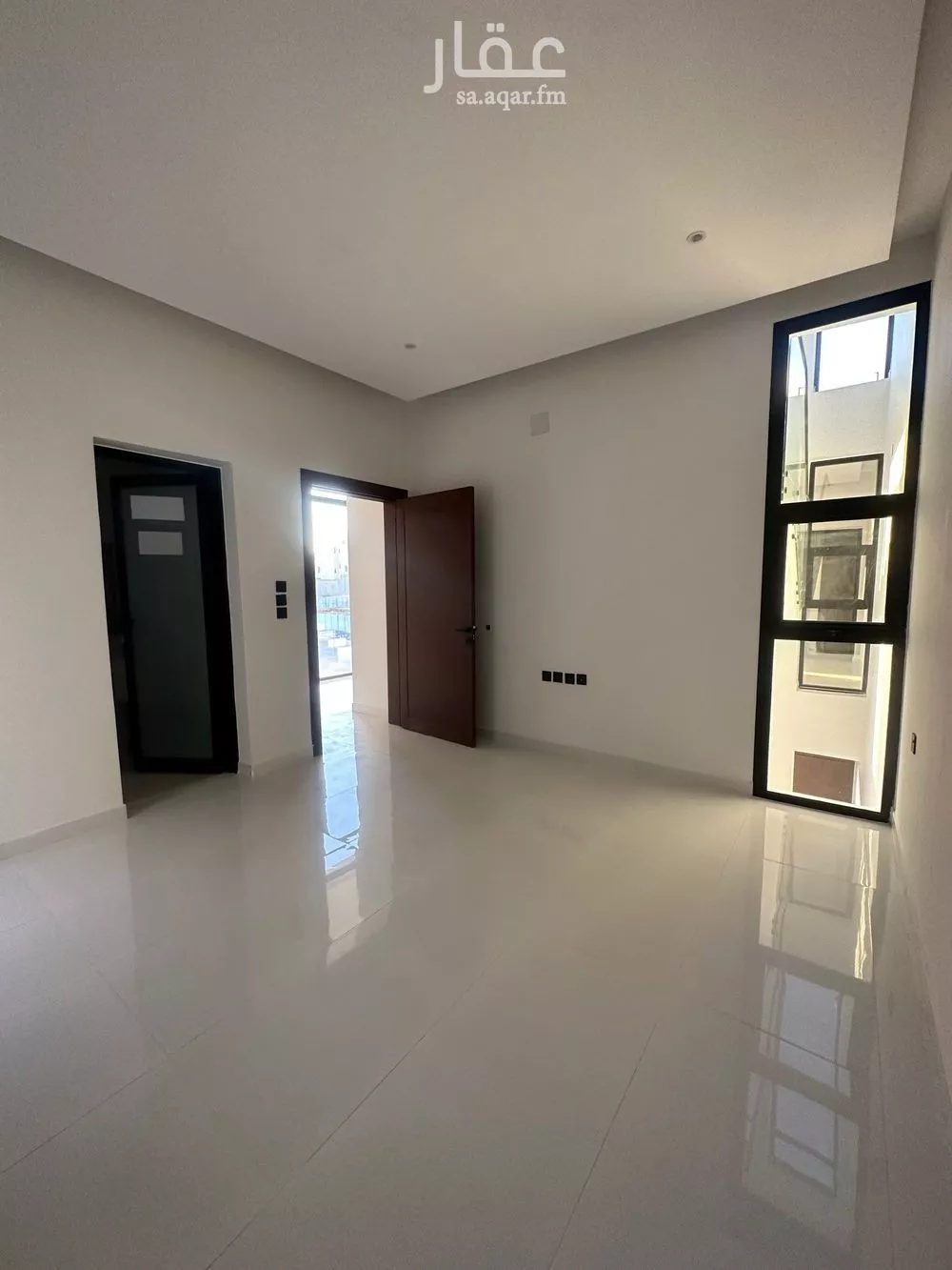 فيلا 6 غرف في المهدية 5