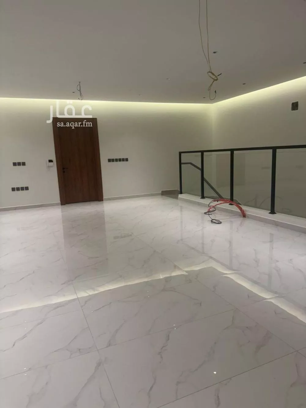 فيلا 5 غرف في النرجس 3