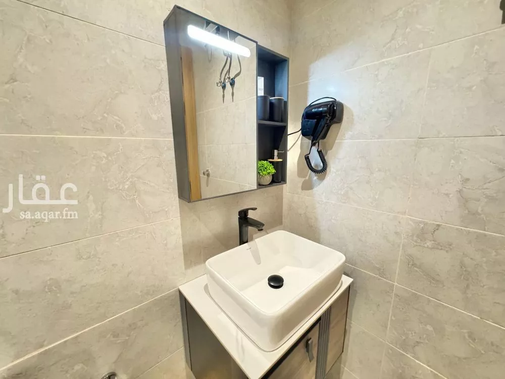 2 bedroom apartment in Al Salamah, Jeddah 19