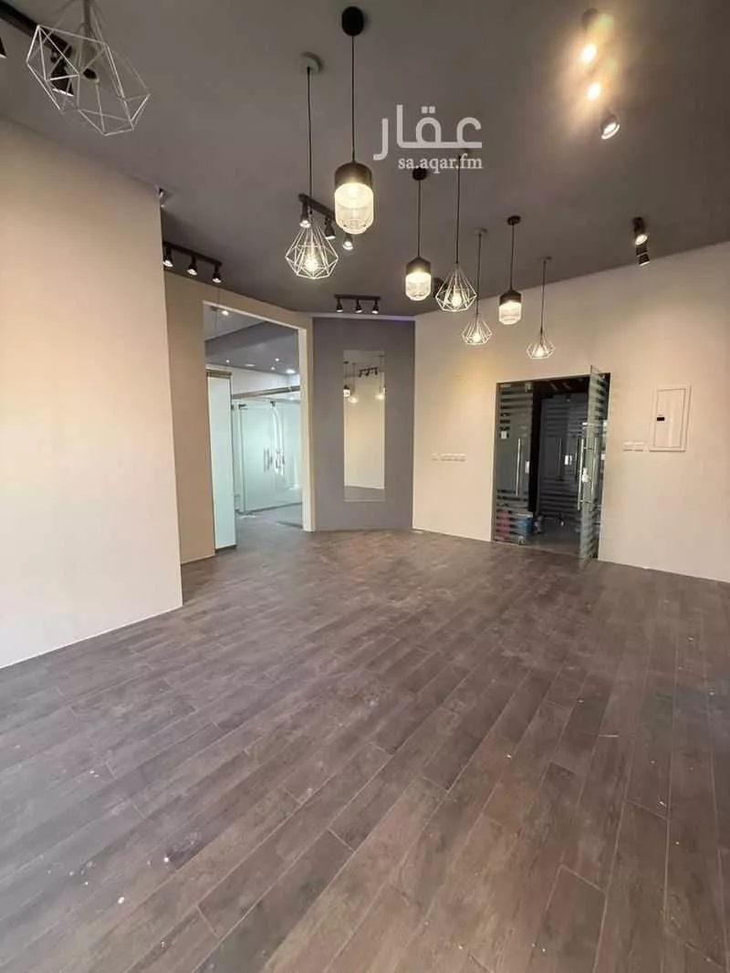 مكتب 717 م² في المحمدية 1