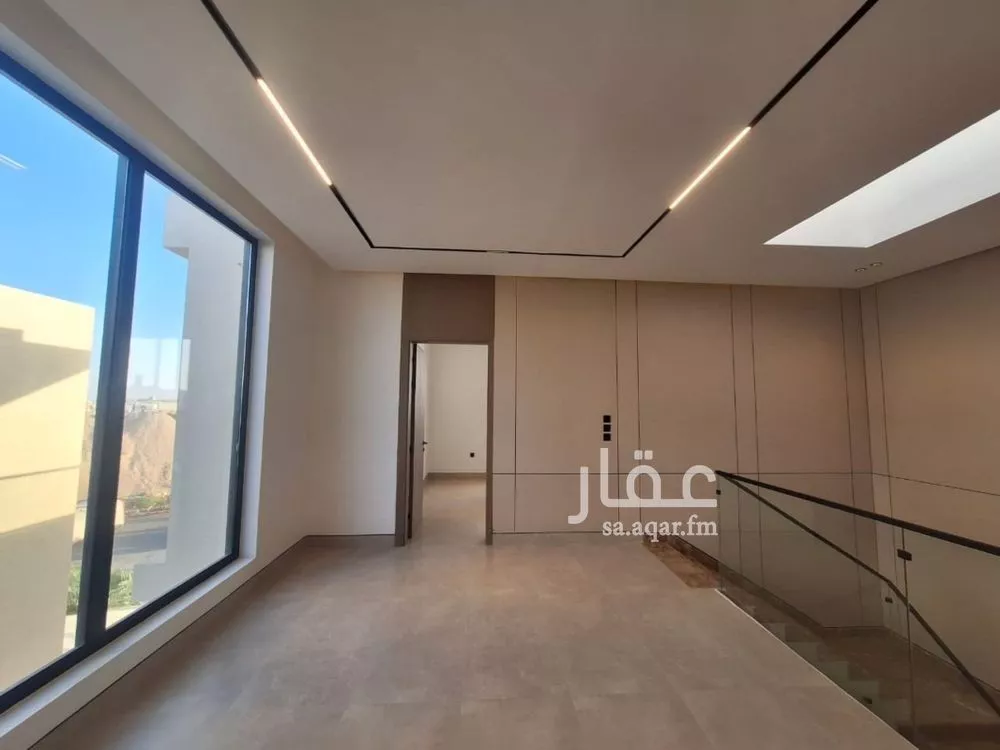 فيلا 6 غرف في المهدية 4